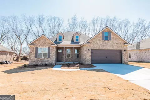 207 Obsidian Dr, Perry, GA 31069 photo 2
