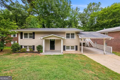 78 Candlelight Ln, Atlanta, GA 30331