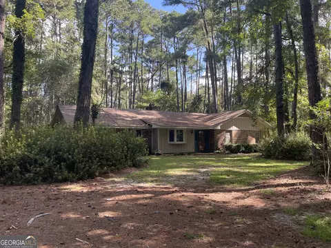 501 Country Club Rd, Statesboro, GA 30458