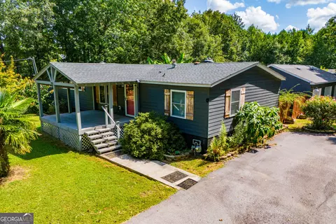 655 Frashier Rd, Carrollton, GA 30116