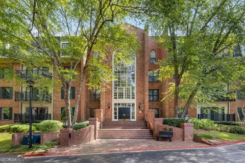 27410 Plantation Dr NE, Atlanta, GA 30324