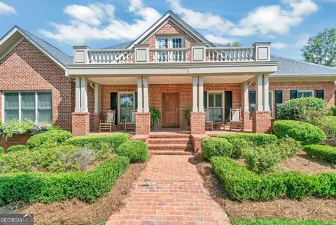 194 Georgian Ter NE, Milledgeville, GA 31061