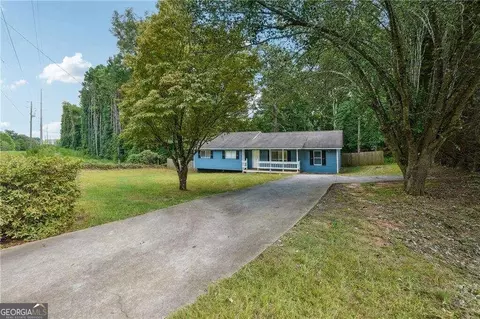 615 Mills Dr, Covington, GA 30016