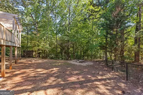 Exterior - 200 Ridgeview Ct, Lagrange, GA 30240 photo 9 of 16
