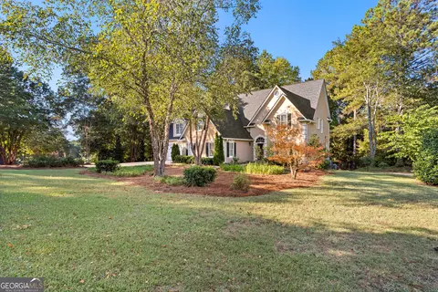 Exterior - 200 Ridgeview Ct, Lagrange, GA 30240 photo 12 of 16