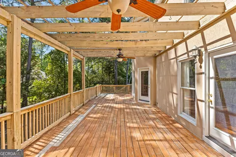 Exterior - 200 Ridgeview Ct, Lagrange, GA 30240 photo 6 of 16