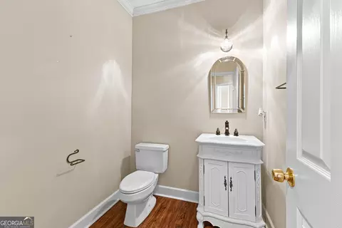 Bath - 200 Ridgeview Ct, Lagrange, GA 30240 photo 1 of 10