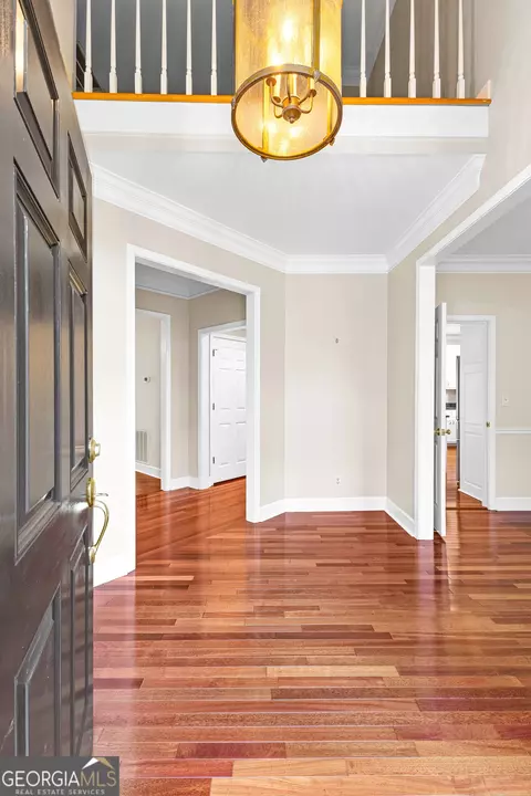 Entry Way - 200 Ridgeview Ct, Lagrange, GA 30240 photo 2 of 9
