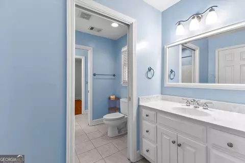 Bath - 200 Ridgeview Ct, Lagrange, GA 30240 photo 10 of 10