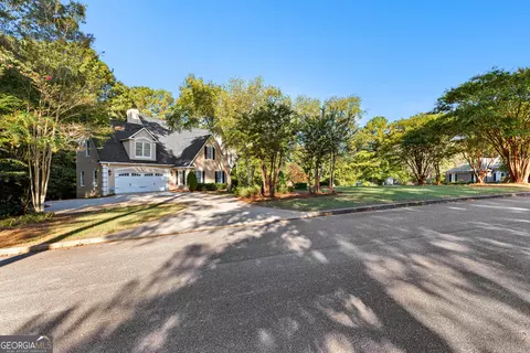 Exterior - 200 Ridgeview Ct, Lagrange, GA 30240 photo 11 of 16