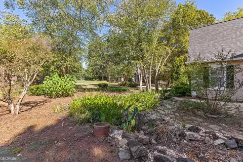 Exterior - 200 Ridgeview Ct, Lagrange, GA 30240 photo 14 of 16