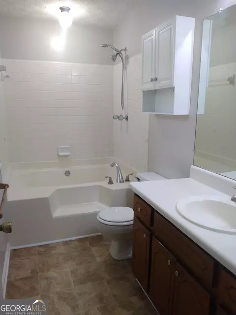303 Farmbrook Pt, Stockbridge, GA 30281 photo 24
