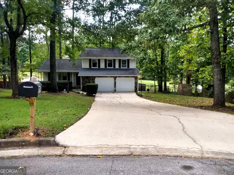 303 Farmbrook Pt, Stockbridge, GA 30281 photo 2