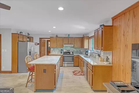 2021 Laurel Dr, Perry, GA 31069 photo 7