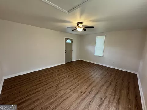 Living - 4237 Dorothy Ave, Macon, GA 31206 photo 4 of 4