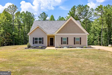 484 Ellis Rd, Hogansville, GA 30230