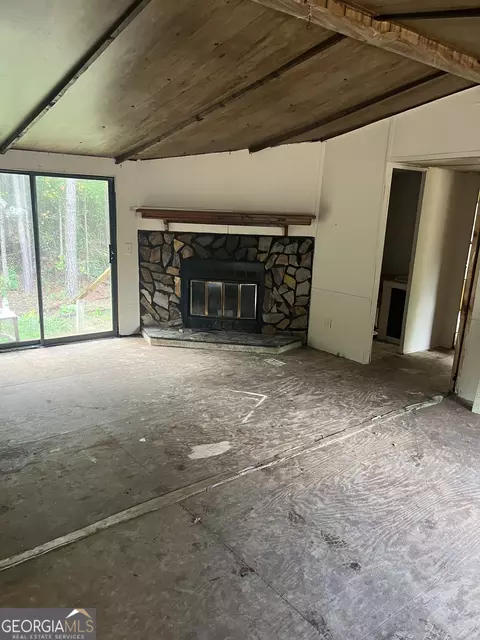 101 Rainey Lake Rd, Buchanan, GA 30113