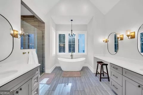 Bath - 590 Sardis Rd, Rayle, GA 30660 photo 6 of 12