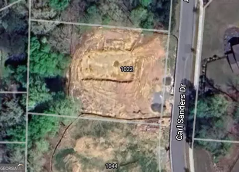 1022 Carl Sanders Dr, Acworth, GA 30101