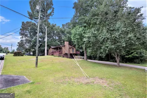 433 Waterway Trl, Powder Springs, GA 30127