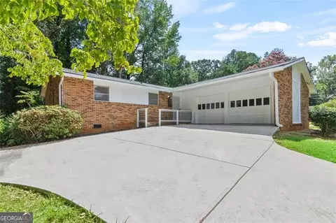 886 Forrest Cir SE, Atlanta, GA 30354