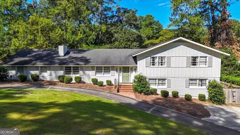4426 Old Club Rd, Macon, GA 31210