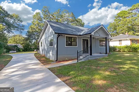 Exterior - 605 S Harlem Cir, Lagrange, GA 30241 photo 2 of 5