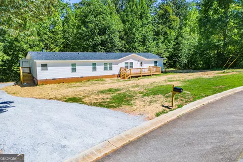 517 Tree Rdg, Carrollton, GA 30116