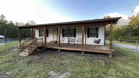 278 Carl Burney Rd, Hortense, GA 31543
