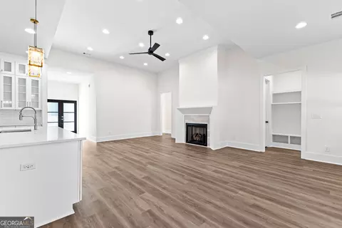 Living - 228 S Smith Rd, Lagrange, GA 30241 photo 4 of 6