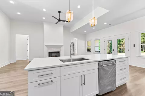 Kitchen - 228 S Smith Rd, Lagrange, GA 30241 photo 4 of 7
