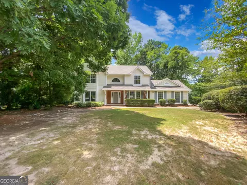 9997 Point View Dr, Jonesboro, GA 30238