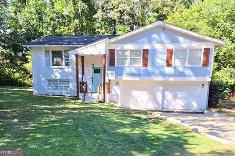 6346 Bell Haven Ln, Riverdale, GA 30296