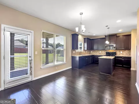 6898 Dresden Dr, Rex, GA 30273 photo 22