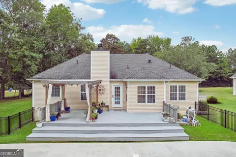 Exterior - 263 Quail Run, Williamson, GA 30292 photo 3 of 7