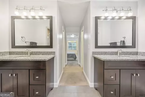 Entry Way - 263 Quail Run, Williamson, GA 30292 photo 2 of 2