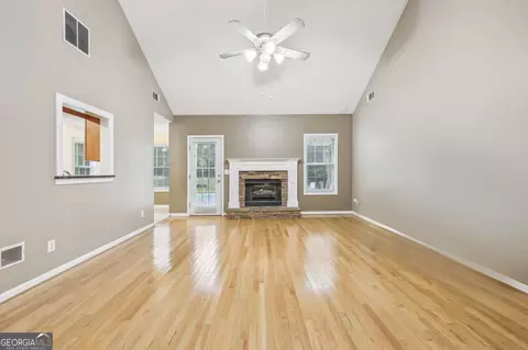 Living - 263 Quail Run, Williamson, GA 30292 photo 1 of 5