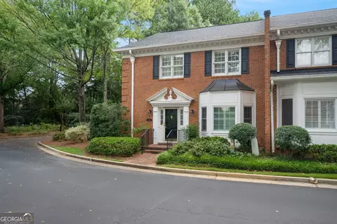 5443 Trentham Dr, Dunwoody, GA 30338