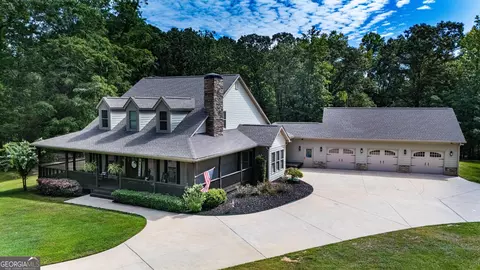 225 Thrash Rd, Lagrange, GA 30241