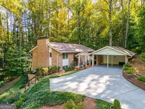 8326 Berkley Rdg, Atlanta, GA 30350