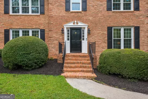 3580 Hermitage Dr, Berkeley Lake, GA 30096 photo 6