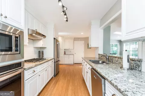 3580 Hermitage Dr, Berkeley Lake, GA 30096 photo 14