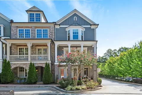 961 Forrest St, Roswell, GA 30075