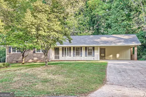 4661 Lucerne Valley Rd SW, Lilburn, GA 30047