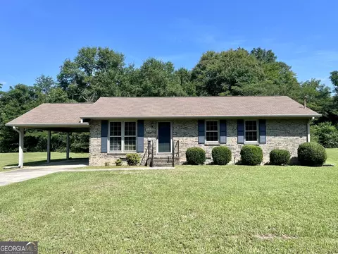 136 Myrtle Dr, Roberta, GA 31078