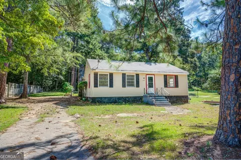 728 Brookwood Ave, Jackson, GA 30233