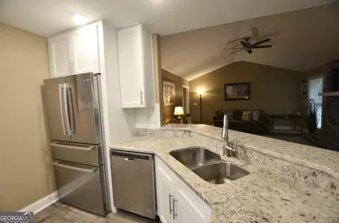 133 Wellington Dr, Lagrange, GA 30241 photo 10