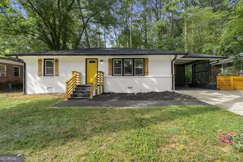 146 Larose Cir SE, Marietta, GA 30060