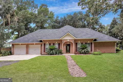 277 Marsh Dr, Midway, GA 31320