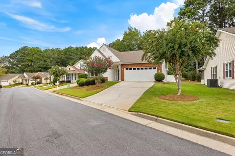 35 Garden Grv, Newnan, GA 30265